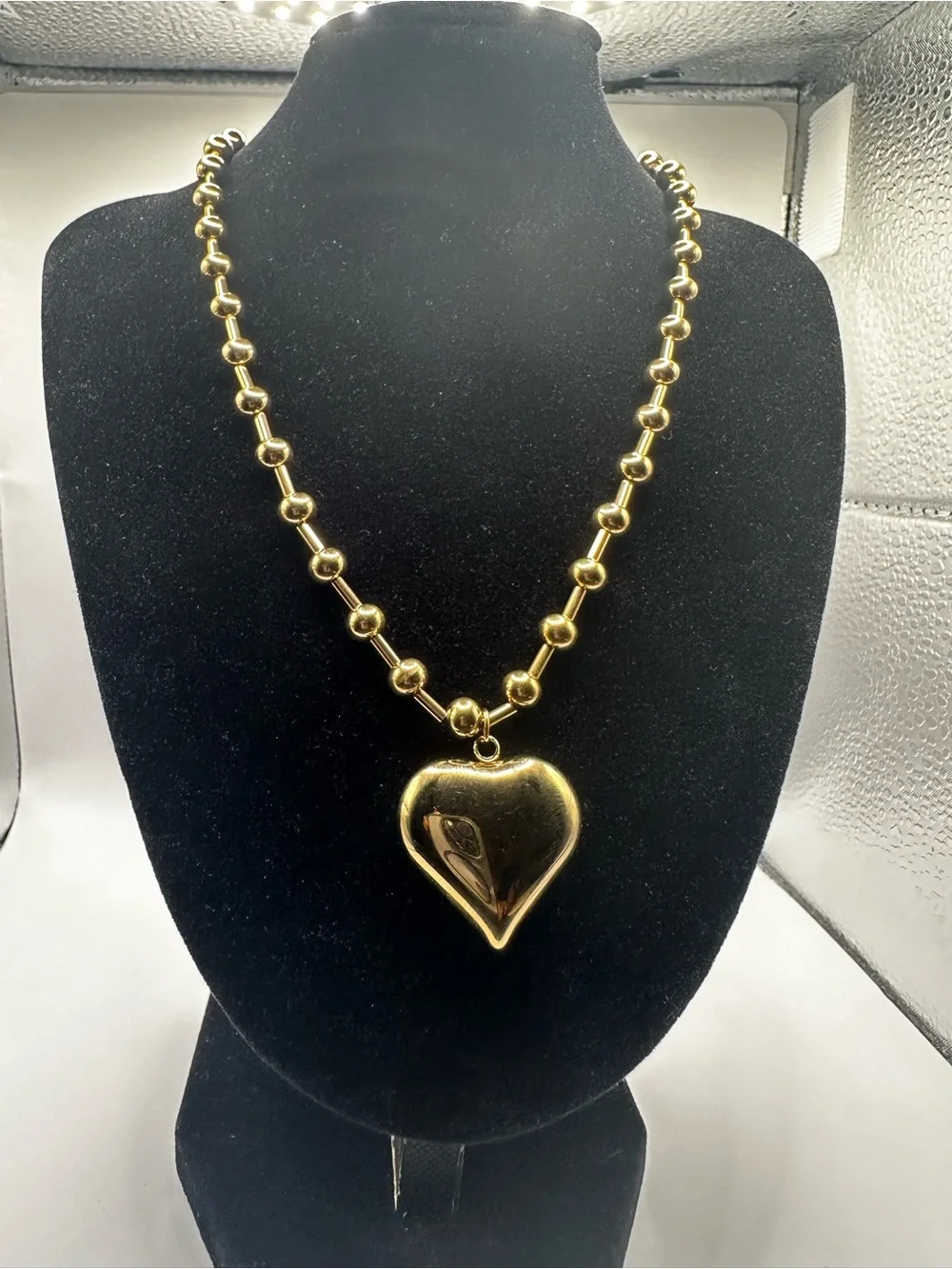 Gold Heart Pendant Necklace - Women's Jewelry
